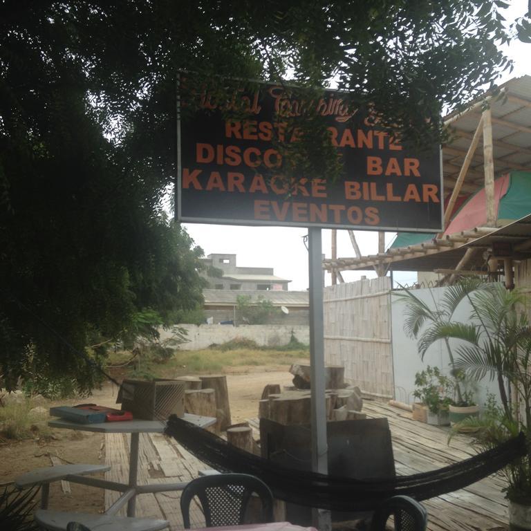 Hostal Camping Beach Salinas (Santa Elena) Exterior foto